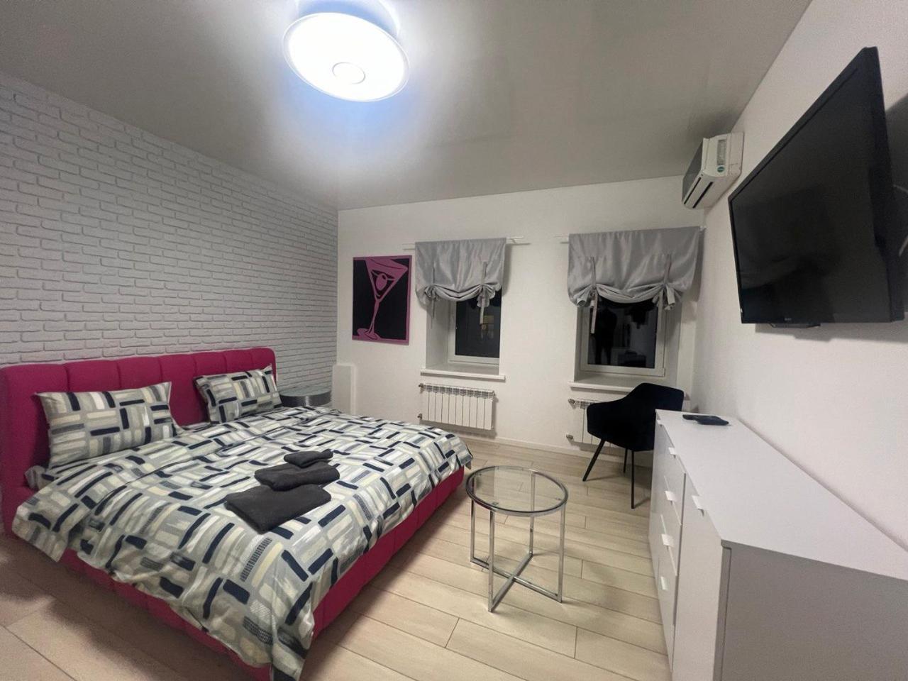 2-Room Luxury Apartment In The Center Kiew Exterior foto