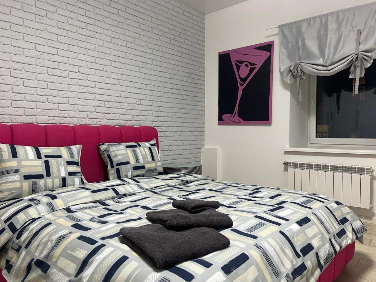 2-Room Luxury Apartment In The Center Kiew Exterior foto