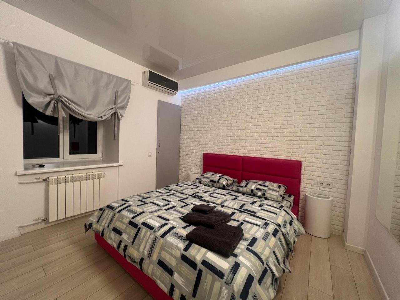 2-Room Luxury Apartment In The Center Kiew Exterior foto